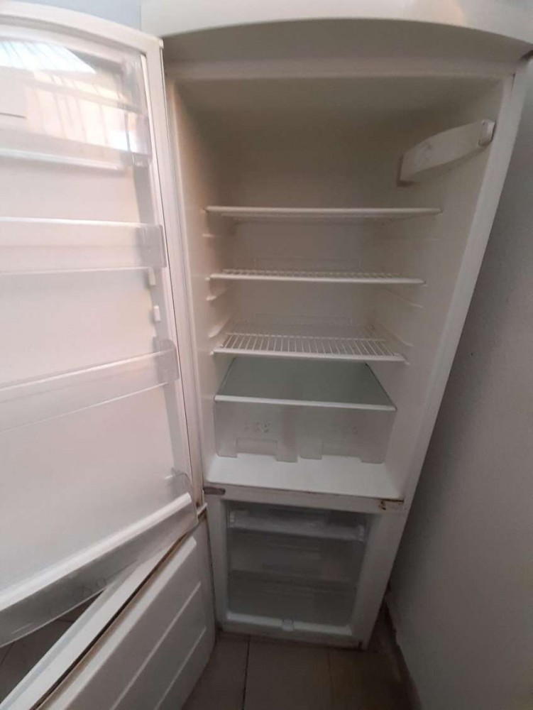 Használt Zanussi ZRB34NA alulfagyasztós hűtőszekrény [H13314] - árak ...