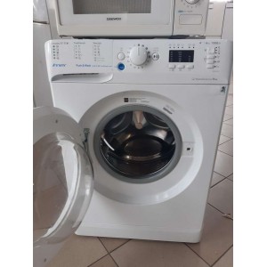 Használt Indesit BWSA 61053 W EU elöltöltős keskeny mosógép [H13489] 