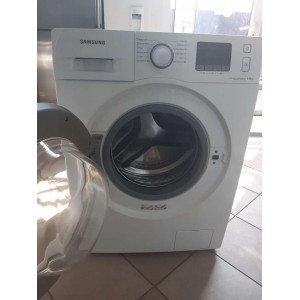 Felújított Samsung WF60F4E0N2W keskeny elöltöltős mosógép [HFV393] 