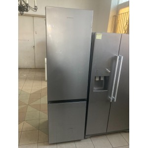 Outlet Samsung RB38T600CSA Alulfagyasztós hűtőszekrény 6 hónap garanciával [KH98] 