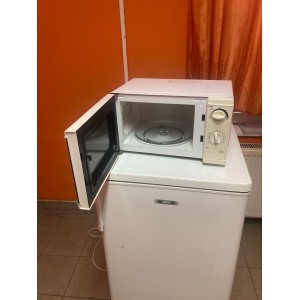 Használt Tesco MM08 mikrohullámú sütő [H14834] 