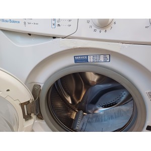 Használt Indesit IWSC51051 Elöltöltős Keskeny Mosógép [H15070] 