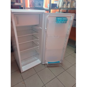 Használt Zanussi ZRA22800WA Normál Hűtőszekrény [H15549] 