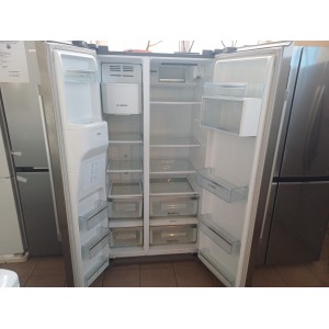 Használt Bosch KAD90VI20 Side By Side Hűtőszekrény [KH160] 