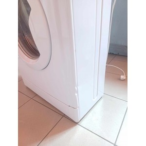 Használt Indesit IWUD 41051 Keskeny Elöltöltös Mosógép [H16977] 