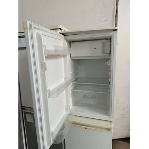 Használt Zanussi ZRG10800WA Normál Hűtőszekrény [H17901] 