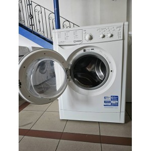 Használt Indesit IWSC51051 Elöltöltős Keskeny Mosógép [H17940] 