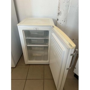 Használt Candy CFU 195/1 E Fagyasztószekrény [H18001] 