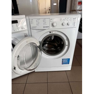 Használt Indesit IWSC 61051 Keskeny Elöltöltős Mosógép [H18104] 