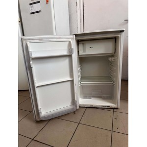 Használt Zanussi ZRG31SW Normál Hűtőszekrény [H18105] 