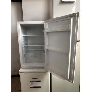Használt Zanussi ZRG11600WA Normál Hűtőszekrény [H18111] 