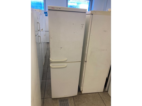 Használt Bosch KGV28320/04 kombinált hűtőszekrény [HM49] 