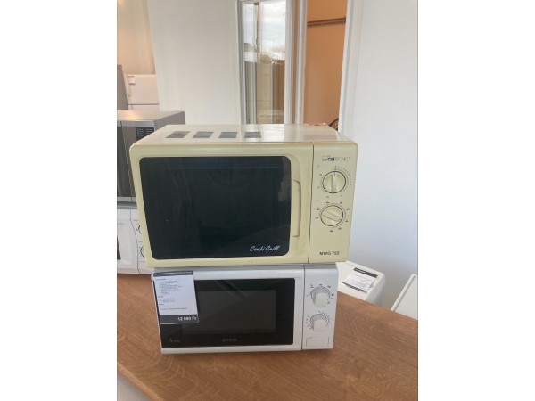 Használt Clatronic MWG722 mikrohullámú sütő [H12800] 