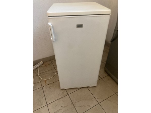 Használt Zanussi 250 C normál hűtőszekrény [HM190] 