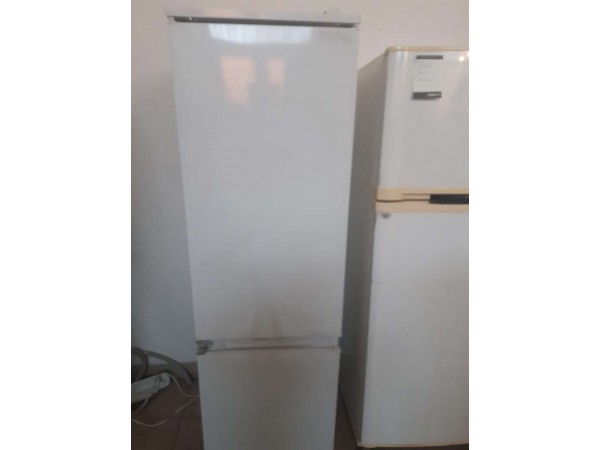 Használt Ariston BCS312AI beépíthető alulfagyasztós hűtőszekrény [H13155] 
