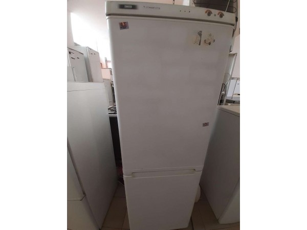 Használt Zanussi ZK 21/11 R alulfagyasztós hűtőszekrény [HM224] 