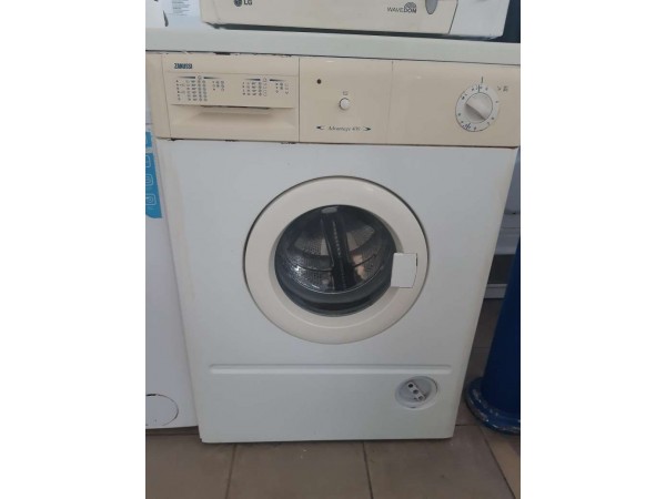 Használt Zanussi Advantage 400 elöltöltős mosógép [H13460] 