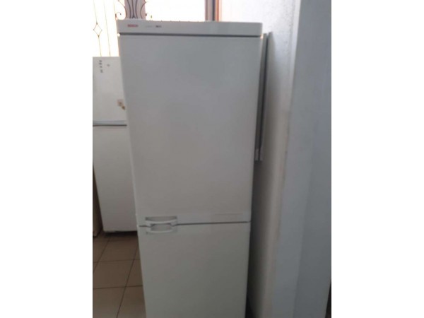 Használt Bosch KGV 2800 alulfagyasztós hűtőszekrény [H13557] 