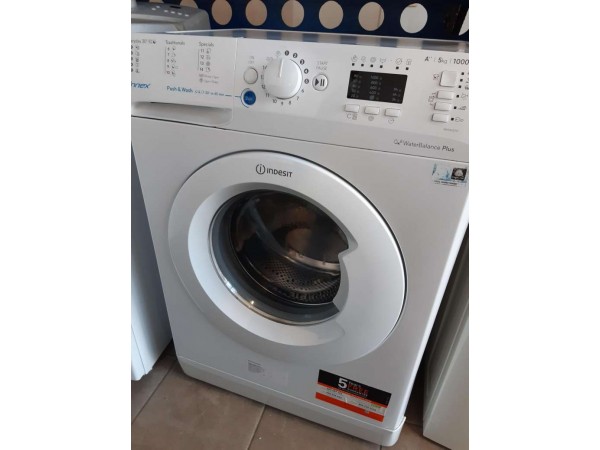 Használt Indesit BWSA 51052 W EU elöltöltős keskeny mosógép [H13596] 