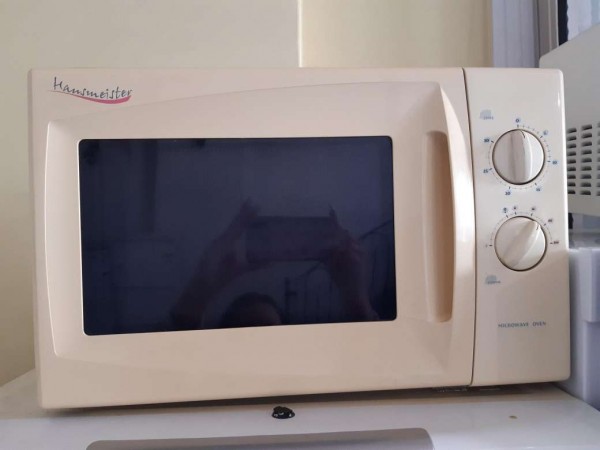 Használt Hausmeister HM1017 mikrohullámú sütő [H13594] 