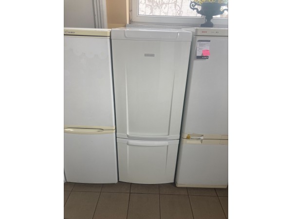 Használt Electrolux ERB29003W alulfagyasztós hűtőszekrény [H13681] 