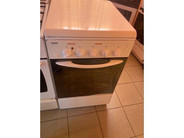 Használt Zanussi ZCG5062 gáztűzhely [H13718] 