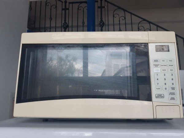 Használt Tesco MT1710 mikrohullámú sütő [H13785] 