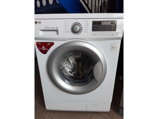 Felújított LG F12B8ND1 elöltöltős keskeny mosógép [HFV389] 