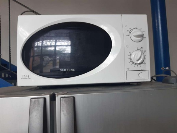 Használt Samsung M1711N mikrohullámú sütő [H13880] 