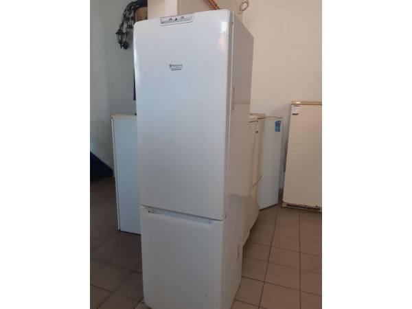Használt Hotpoint-Ariston MBL 2031 CV alulfagyasztós hűtőszekrény [H13926] 