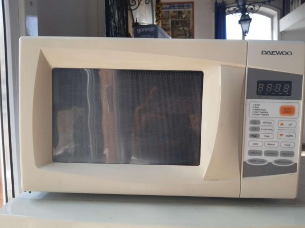 Használt Daewoo KOR 6C2B mikróhullámú sütő [H14040] 