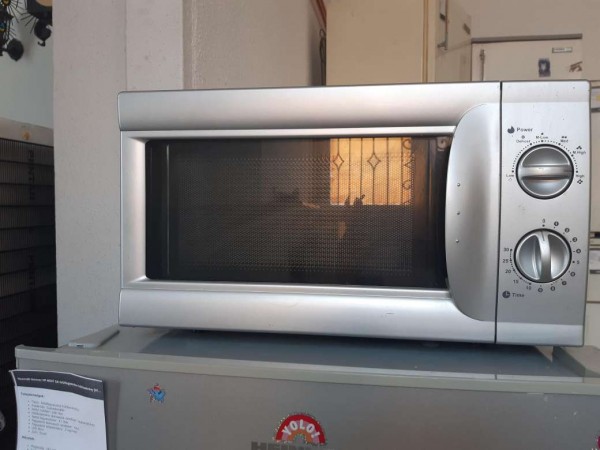 Használt Tesco MMS13 mikrohullámú sütő [H14041] 
