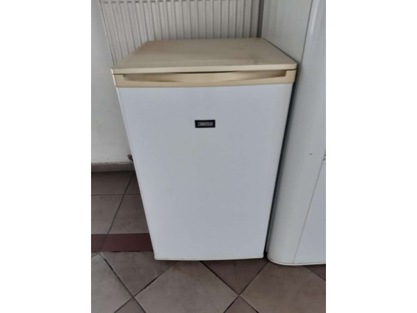 Használt Zanussi ZRG11600WA normál hűtőszekrény [H14184] 