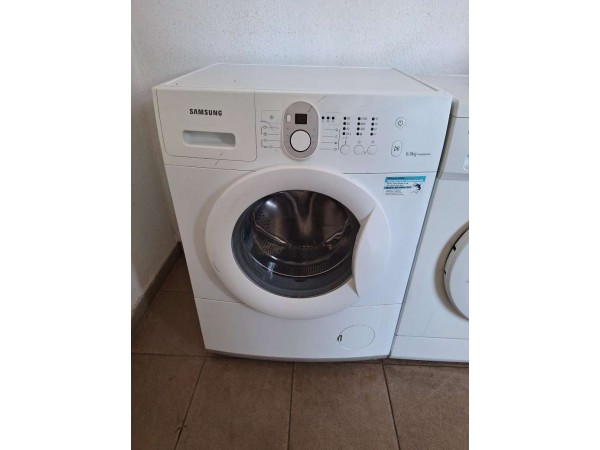 Használt Samsung WF0600NXWG keskeny elöltöltős mosógép [H14500] 