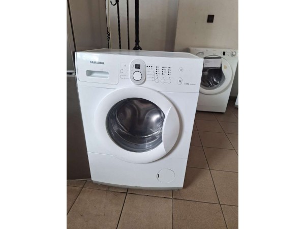 Használt Samsung WF0508NXWG keskeny elöltöltős mosógép [H14513] 