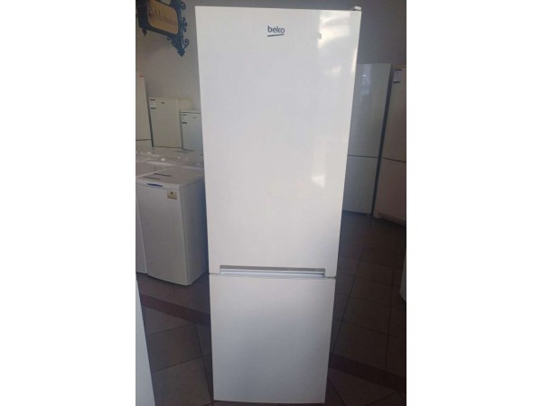 Használt Beko RCSA270K20W alulfagyasztós hűtőszekrény [H14202] 