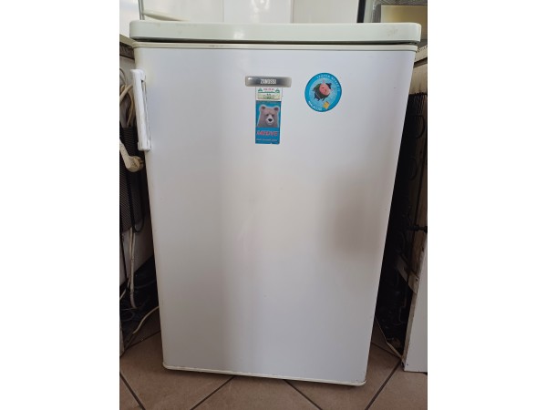 Használt Zanussi ZT154R Normál Hűtőszekrény [H15239] 