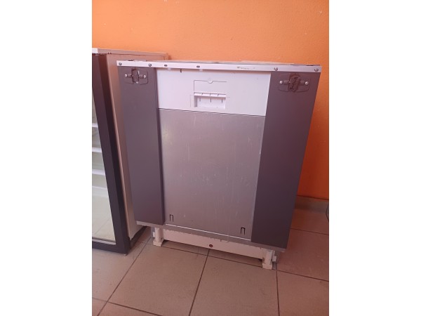 Használt Whirlpool WIE 2B19 Beépíthető Mosogatógép [H15407] 