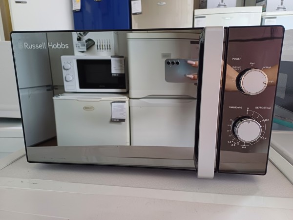 Felújított Russell Hobbs RHM2061B Mikrohullámú Sütő [HFV614] 