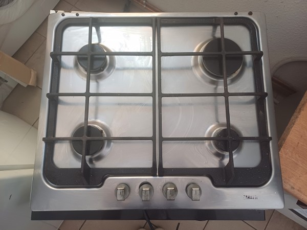Használt Zanussi ZGF646CTX Gáz Főzőlap [H15542] 