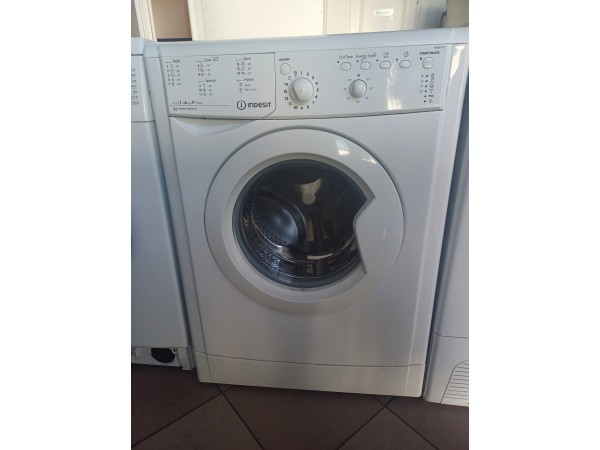 Használt Indesit IWSB 61051 Keskeny Elöltöltős Mosógép [H15758] 