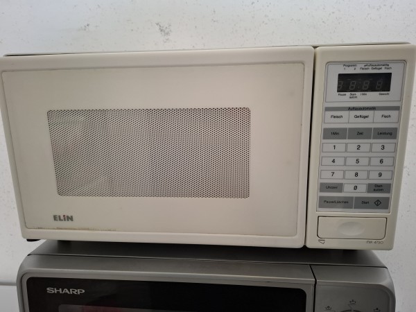 Használt ELiN MIK 4750 Mikrohullámú Sütő [H16351] 
