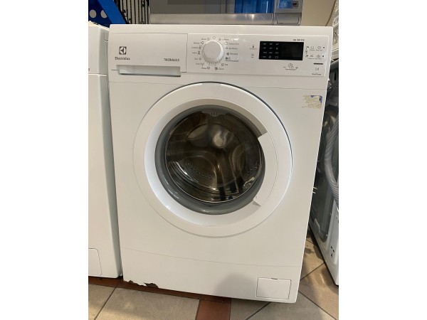 Használt Electrolux EWS31064NU elöltöltős keskeny mosógép [H16084] 