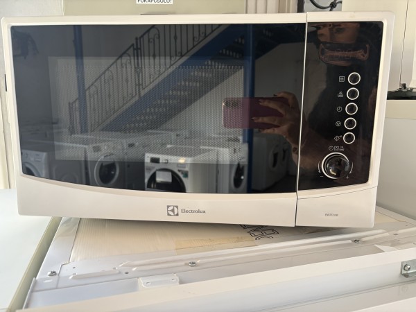Felújított Electrolux EMS20200W Mikrohullámú Sütő [HFV718] 