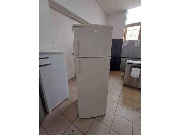 Használt Electrolux ERD2750 kombinált hűtőszekrény [H16851] 