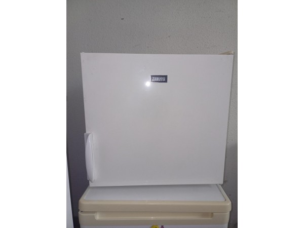 Használt Zanussi ZRX71100WA Hűtőszekrény [H16887] 