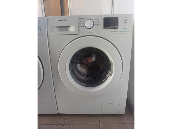 Használt Samsung WF60F4E0W0W keskeny elöltöltős mosógép [H16943] 
