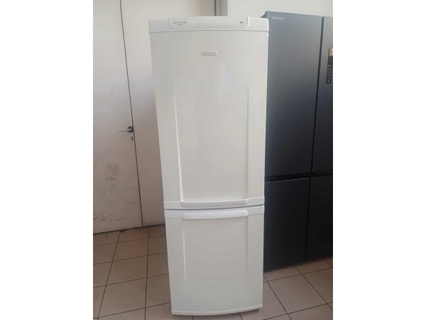 Használt Electrolux ERB34001W8 Alulfagyasztós Hűtőszekrény [H17024] 