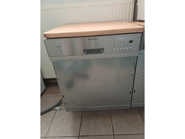 Használt Electrolux ESI66065XR Beépíthető mosogatógép [H17199] 
