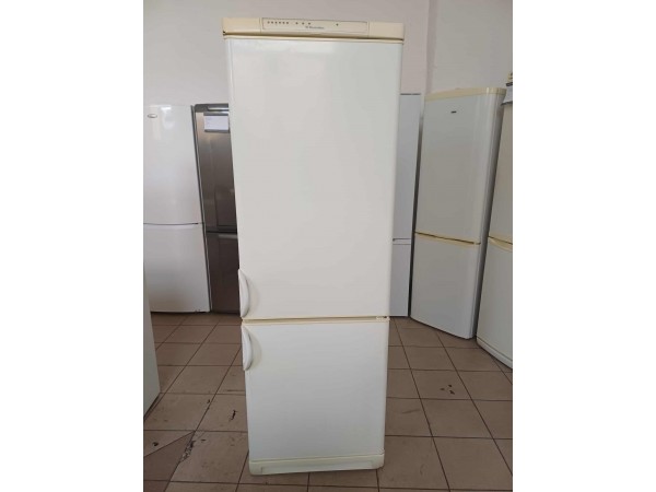 Használt Electrolux ER8417B alulfagyasztós hűtőszekrény [H17239] 